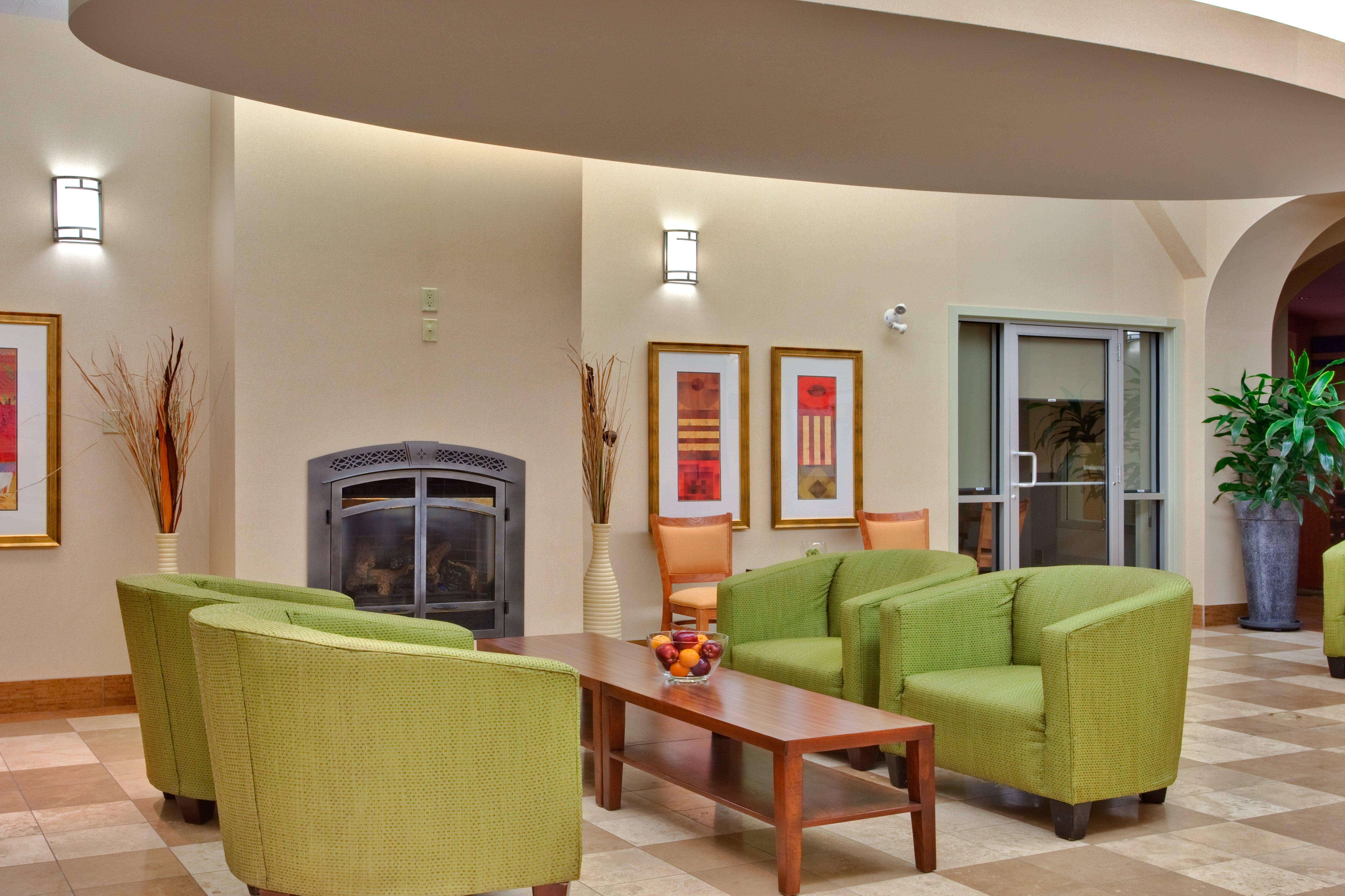 Holiday Inn Express Hotel & Suites-Edmonton South By Ihg Dış mekan fotoğraf